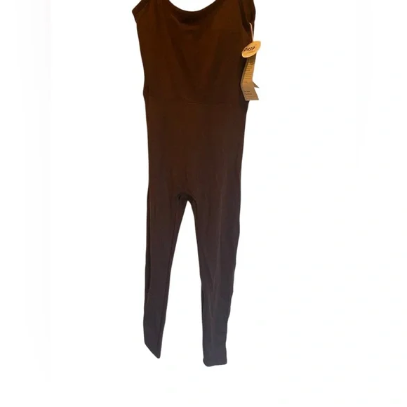 NWT Vuori halo essential jumpsuit MAHOGANY HEATHER Size:S